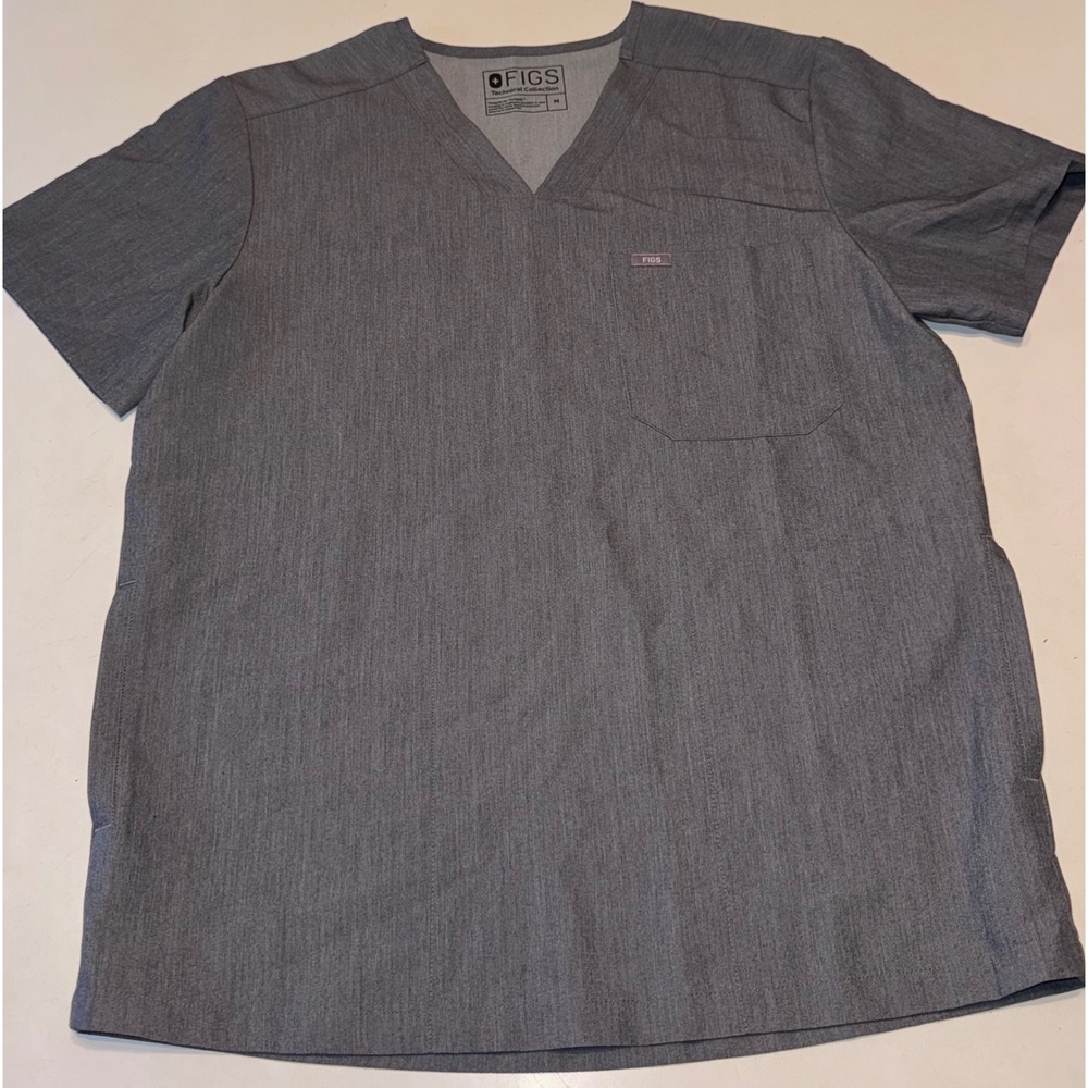 FIGS Technical Collection Scrub Top Mens Medium Grey V-Neck Chest Pocket M